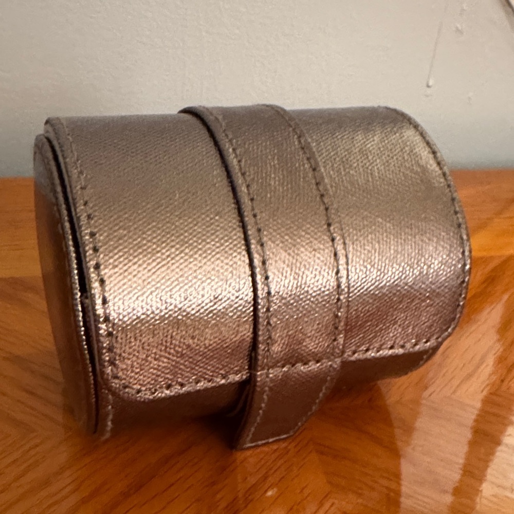 BaubleBar Metallic Gold Jewelry Case